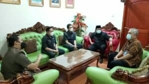 Audiensi dengan Bakesbangpol dan Rapat Paripurna DPRD Kota Tangerang Audiensi dengan Bakesbangpol dan Rapat Paripurna DPRD Kota Tangerang