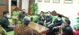 Audiensi dengan Bakesbangpol dan Rapat Paripurna DPRD Kota Tangerang Audiensi dengan Bakesbangpol dan Rapat Paripurna DPRD Kota Tangerang