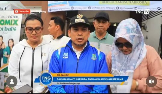 Senam Bersama Warga Kelurahan Tanah Tinggi Senam Bersama Warga Kelurahan Tanah Tinggi